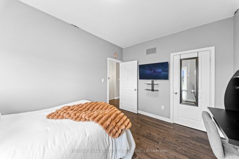 Photo 34 at 244 Moody Drive, Kleinburg, Vaughan