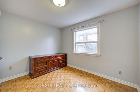 Photo 14 at 170 Wallace Avenue, Junction, Toronto
