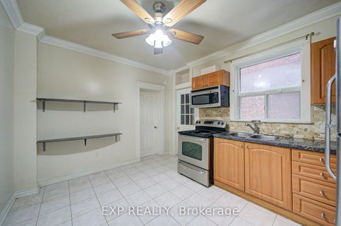 Photo 19 at 170 Wallace Avenue, Junction, Toronto