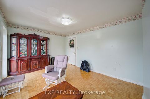 Photo 23 at 170 Wallace Avenue, Junction, Toronto
