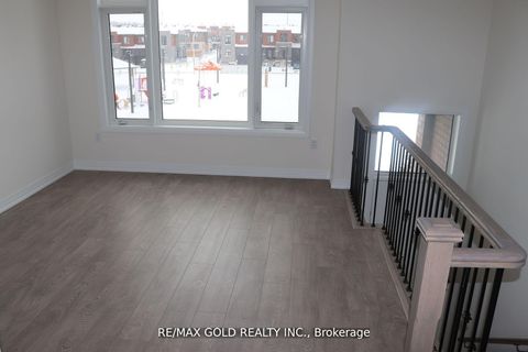 Photo 8 at 29 Cherry Hill Lane, Painswick South, Barrie