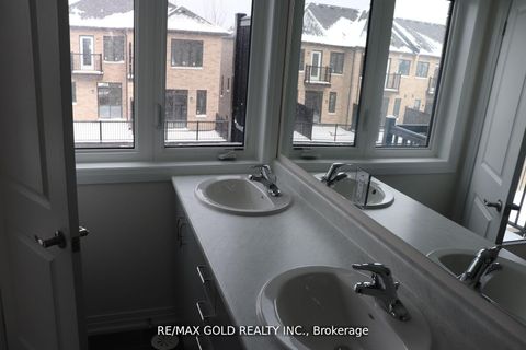 Photo 12 at 29 Cherry Hill Lane, Painswick South, Barrie