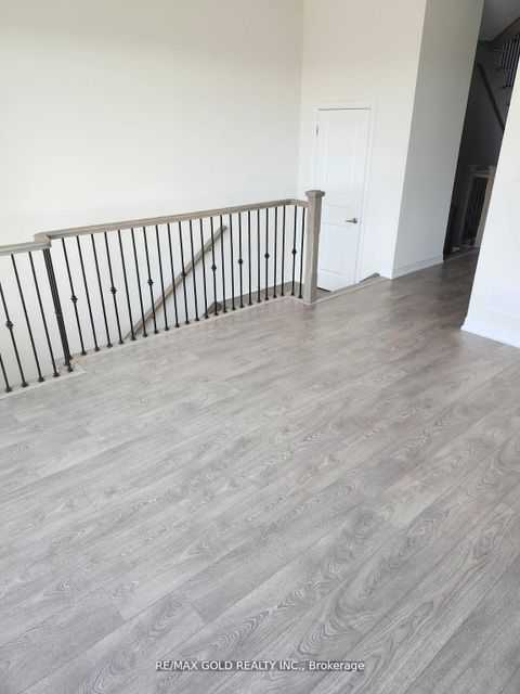 Photo 29 at 29 Cherry Hill Lane, Painswick South, Barrie