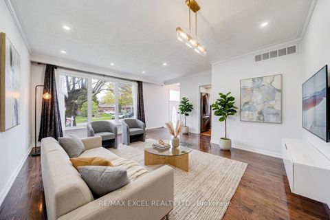 Photo 7 at 51 Tordale Crescent, Bendale, Toronto