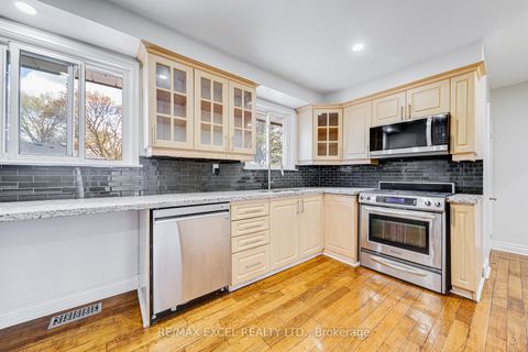 Photo 8 at 51 Tordale Crescent, Bendale, Toronto