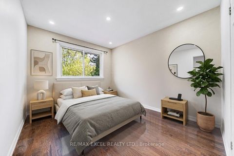 Photo 14 at 51 Tordale Crescent, Bendale, Toronto
