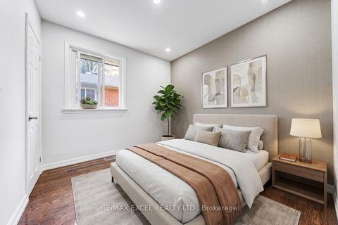 Photo 15 at 51 Tordale Crescent, Bendale, Toronto
