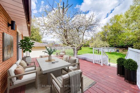 Photo 18 at 51 Tordale Crescent, Bendale, Toronto