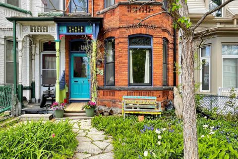 Photo 1 at 58 Nassau Street, Chinatown, Toronto