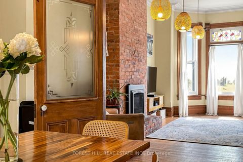 Photo 7 at 58 Nassau Street, Chinatown, Toronto