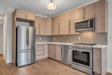 Photo 7 at 12 Arlington Avenue, Wychwood, Toronto