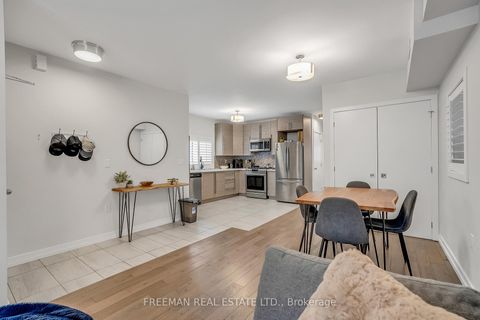 Photo 16 at 12 Arlington Avenue, Wychwood, Toronto