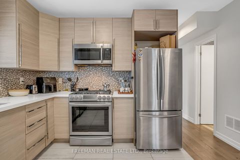Photo 22 at 12 Arlington Avenue, Wychwood, Toronto