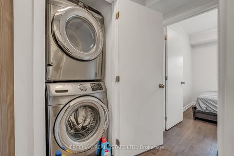 Photo 31 at 12 Arlington Avenue, Wychwood, Toronto