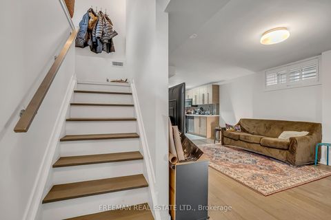 Photo 32 at 12 Arlington Avenue, Wychwood, Toronto