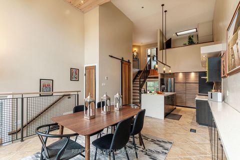 Photo 4 at 20 Gradwell Drive, Cliffcrest, Toronto