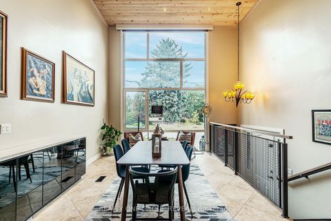 Photo 5 at 20 Gradwell Drive, Cliffcrest, Toronto