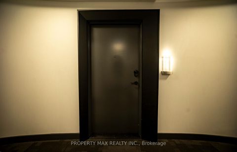 Photo 5 at 403 - 70 Princess Street, Waterfront Communities C8, Toronto