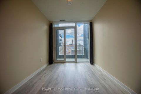 Photo 13 at 403 - 70 Princess Street, Waterfront Communities C8, Toronto