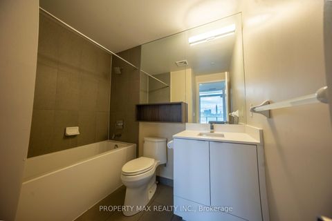 Photo 14 at 403 - 70 Princess Street, Waterfront Communities C8, Toronto