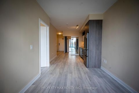 Photo 15 at 403 - 70 Princess Street, Waterfront Communities C8, Toronto