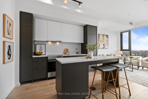 Photo 5 at 813 - 7 Smith Crescent, Queensway, Toronto