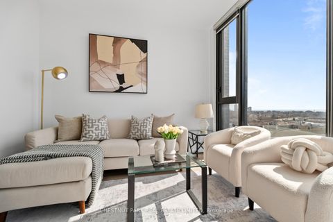 Photo 14 at 813 - 7 Smith Crescent, Queensway, Toronto