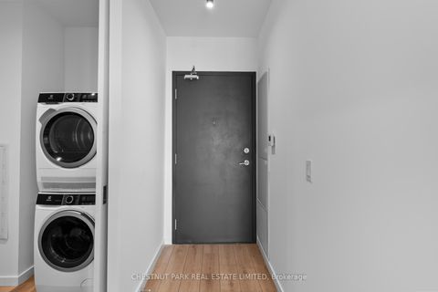 Photo 24 at 813 - 7 Smith Crescent, Queensway, Toronto