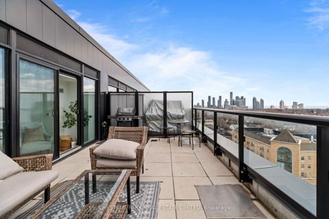 Photo 32 at 813 - 7 Smith Crescent, Queensway, Toronto
