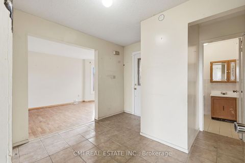 Photo 2 at 2275 Chapman Court, Brock Ridge, Pickering