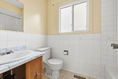 Photo 24 at 2275 Chapman Court, Brock Ridge, Pickering