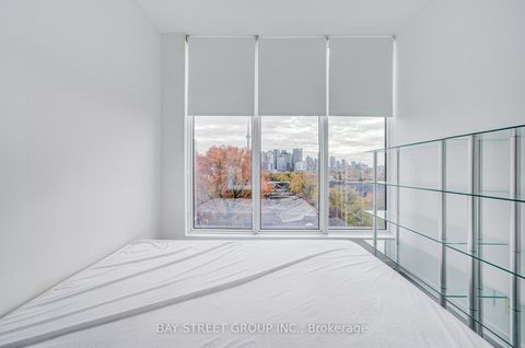 Photo 3 at 612 - 203 College Street, Chinatown, Toronto