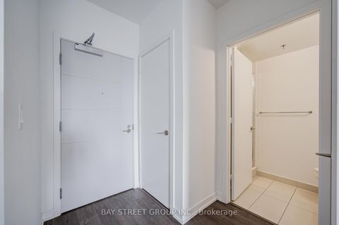 Photo 30 at 612 - 203 College Street, Chinatown, Toronto