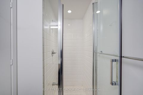 Photo 33 at 612 - 203 College Street, Chinatown, Toronto