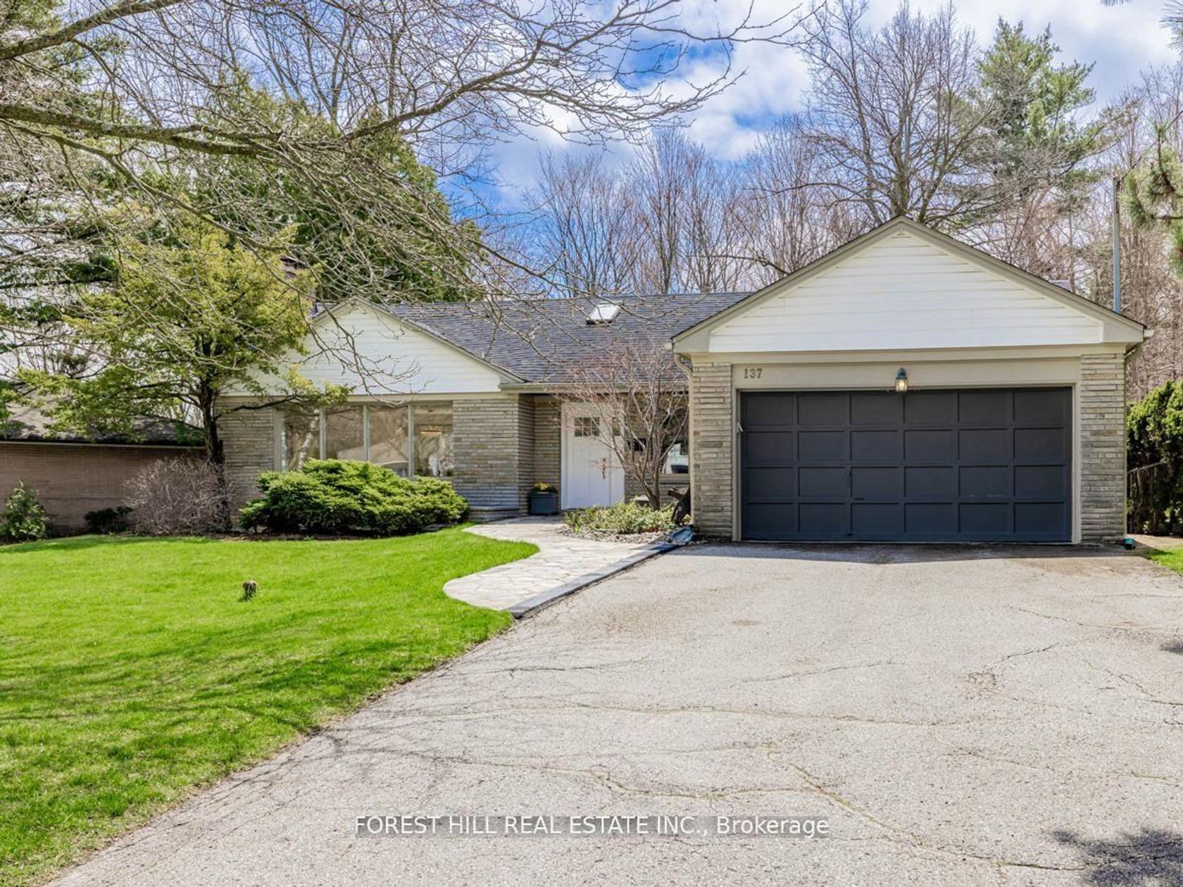 137 Citation Drive, Bayview Village, Toronto 2