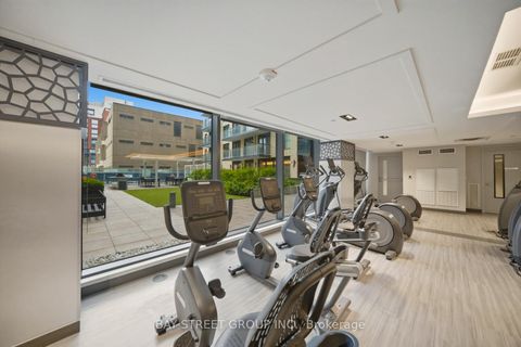 Photo 9 at 701 - 543 Richmond Street W, Waterfront Communities C1, Toronto