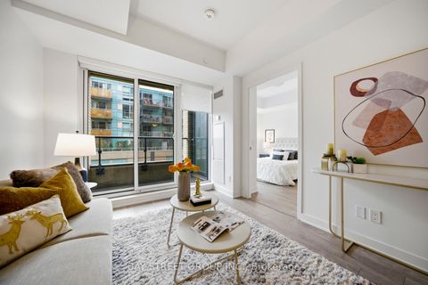 Photo 28 at 701 - 543 Richmond Street W, Waterfront Communities C1, Toronto