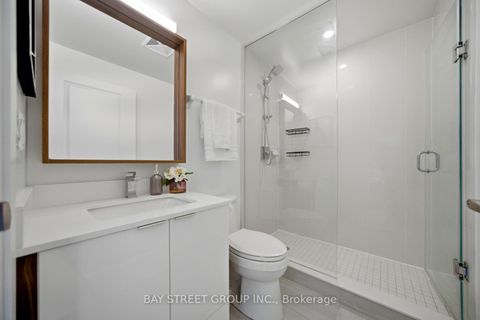 Photo 38 at 701 - 543 Richmond Street W, Waterfront Communities C1, Toronto