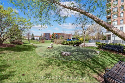 Photo 13 at 409 - 330 Red Maple Road, Langstaff, Richmond Hill