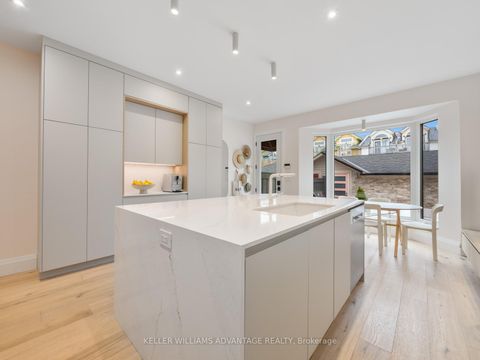 Photo 15 at 87 Boardwalk Drive, The Beaches, Toronto