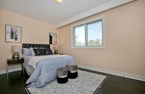 Photo 13 at 157 Pleasant View Drive, Pleasant View, Toronto