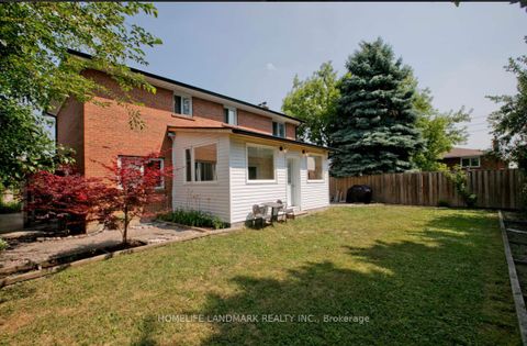 Photo 21 at 157 Pleasant View Drive, Pleasant View, Toronto