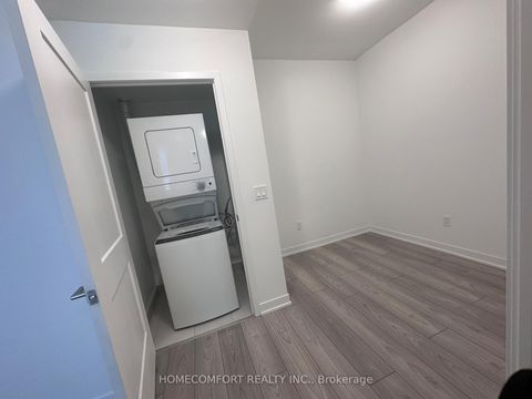 Photo 3 at 1122 - 498 caldari Road, Concord, Vaughan
