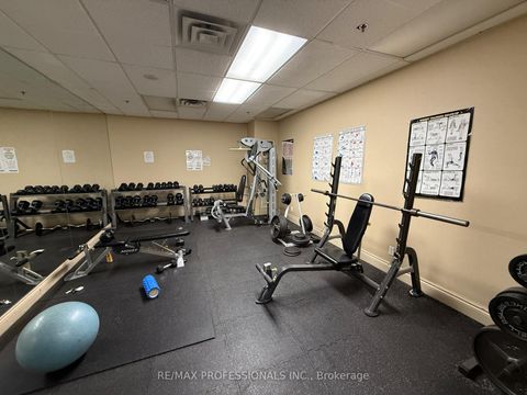 Photo 14 at 1406 - 7 Michael Power Place, City Centre West, Toronto