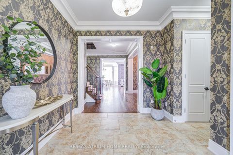Photo 10 at 9 Berkshire Crescent, Angus Glen, Markham