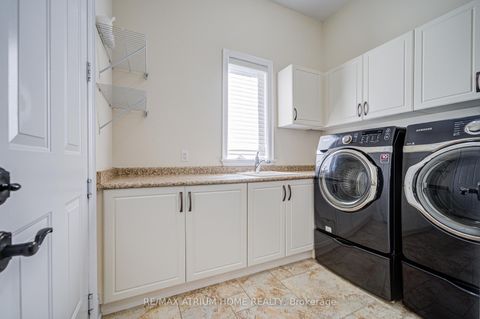 Photo 16 at 9 Berkshire Crescent, Angus Glen, Markham