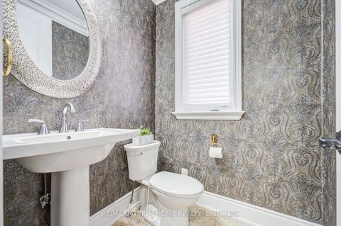 Photo 25 at 9 Berkshire Crescent, Angus Glen, Markham
