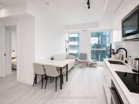 Photo 7 at 1505 - 327 King Street, Waterfront Communities C1, Toronto