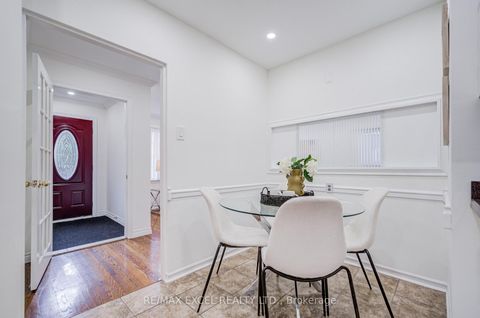 Photo 15 at 71 Vauxhall Drive, Dorset Park, Toronto