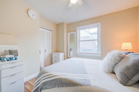 Photo 22 at 71 Vauxhall Drive, Dorset Park, Toronto